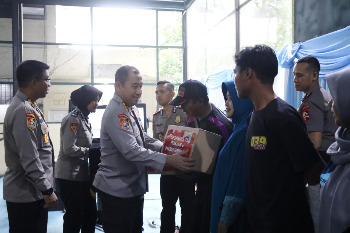 Sebagai bentuk kepedulian sosial dan pengabdian kepada masyarakat, Peserta Didik Sespimma Polri Angkatan ke-75 Pokjar V melaksanakan kegiatan Bakti Sosial dalam rangka Praktik Kuliah Profesi (PKP) di Mapolres Sumedang, Rabu (20/5/2026). (Foto: Istimewa)